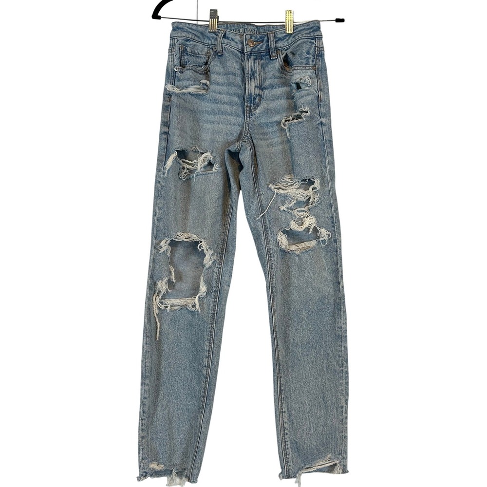 American Eagle Outfitters Mom Jean Womens Size 2 Light Wash‎ Ripped Distressed